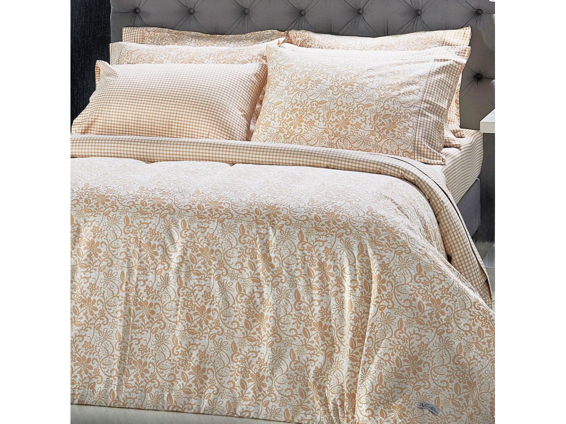Pillow with filling 40x40cm 100% cotton Versace 19v69 abbigliamento  sportivo srl in gold