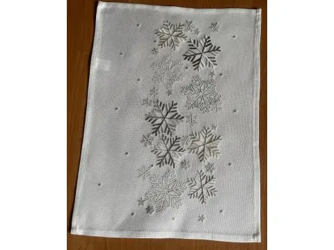Nakładka świąteczna 30x40 cm int 429 srebrne śnieżynki boże narodzenie 1 szt