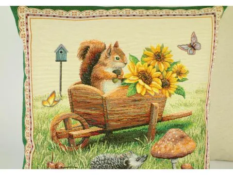 Poszewka dekoracyjna gobelinowa wiewiórka nr 46  SlodkieSny  45x45 cm gobelin