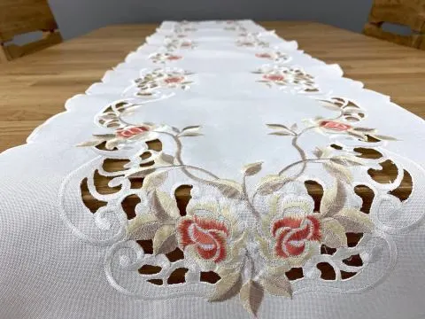 Bieżnik haftowany dekoracyjny 40x140 cm  róża int 5472
