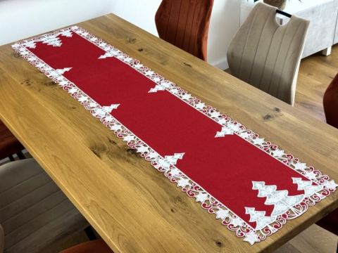 Bieżnik świąteczny srebrne choinki na czerwonym tle 40x174 cm int 1343 Boże Narodzenie 1 szt czerwony