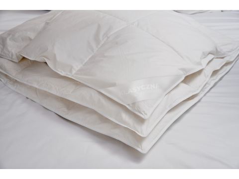 Kołdra puchowa całoroczna Klasyczna Sypialnia 160x200 cm – naturalny komfort snu przez cały rok