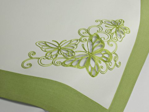Bieżnik haftowany - biało-zielony z motylami - 85x85 cm - wz. 15794
