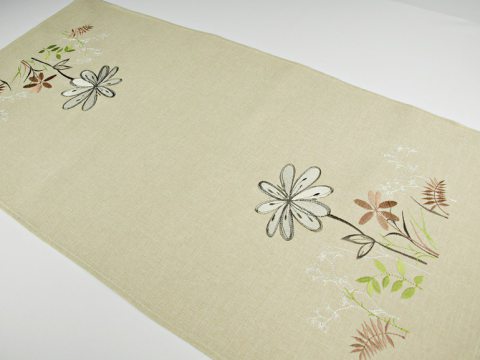 Bieżnik -  haftowany - beżowo, brązowe kwiatki  - 50 x 100 cm - INT 070-1